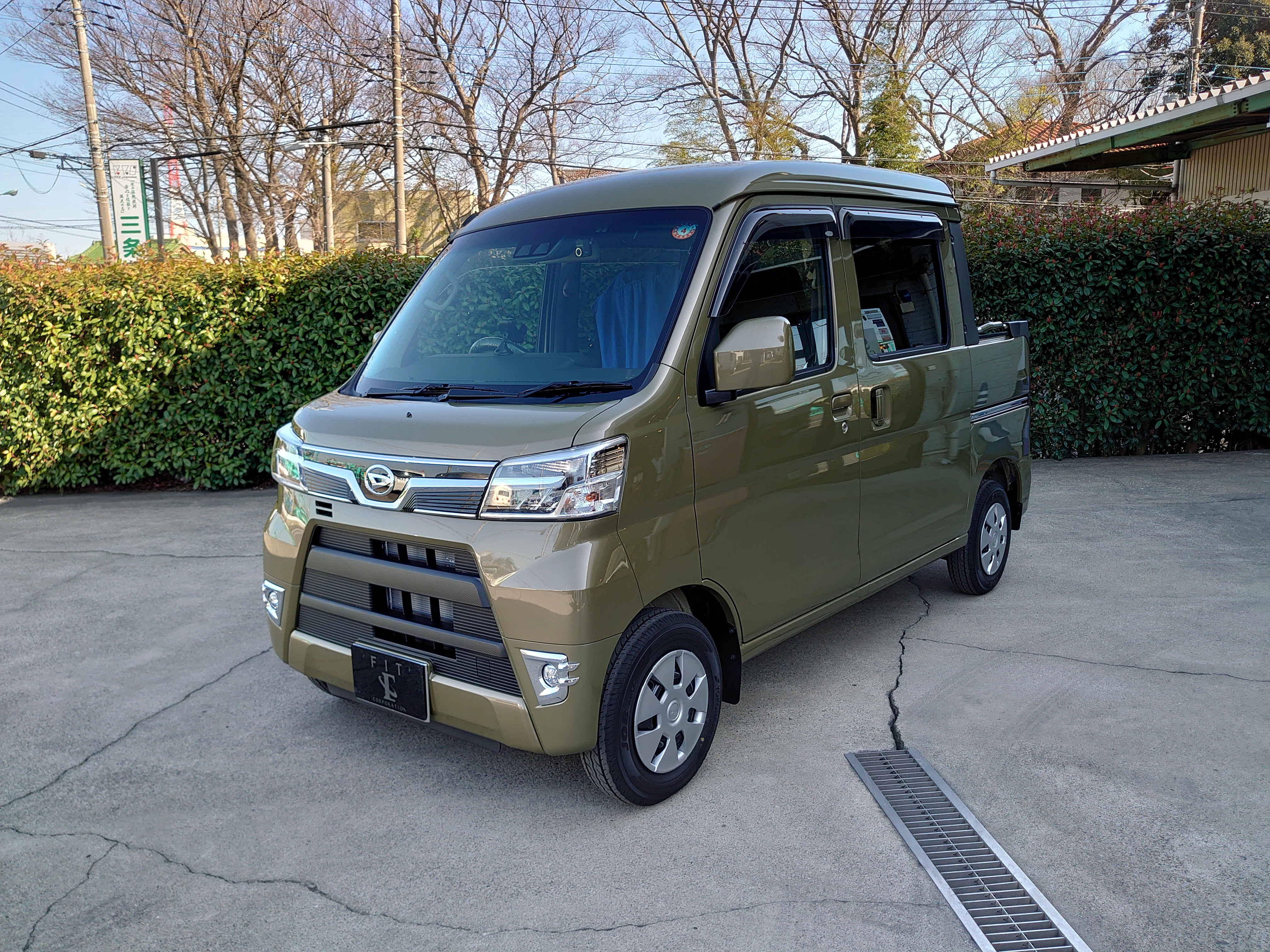 DAIHATSU　ハイゼットカーゴ　ガラス撥水＆ボディコーティング施工